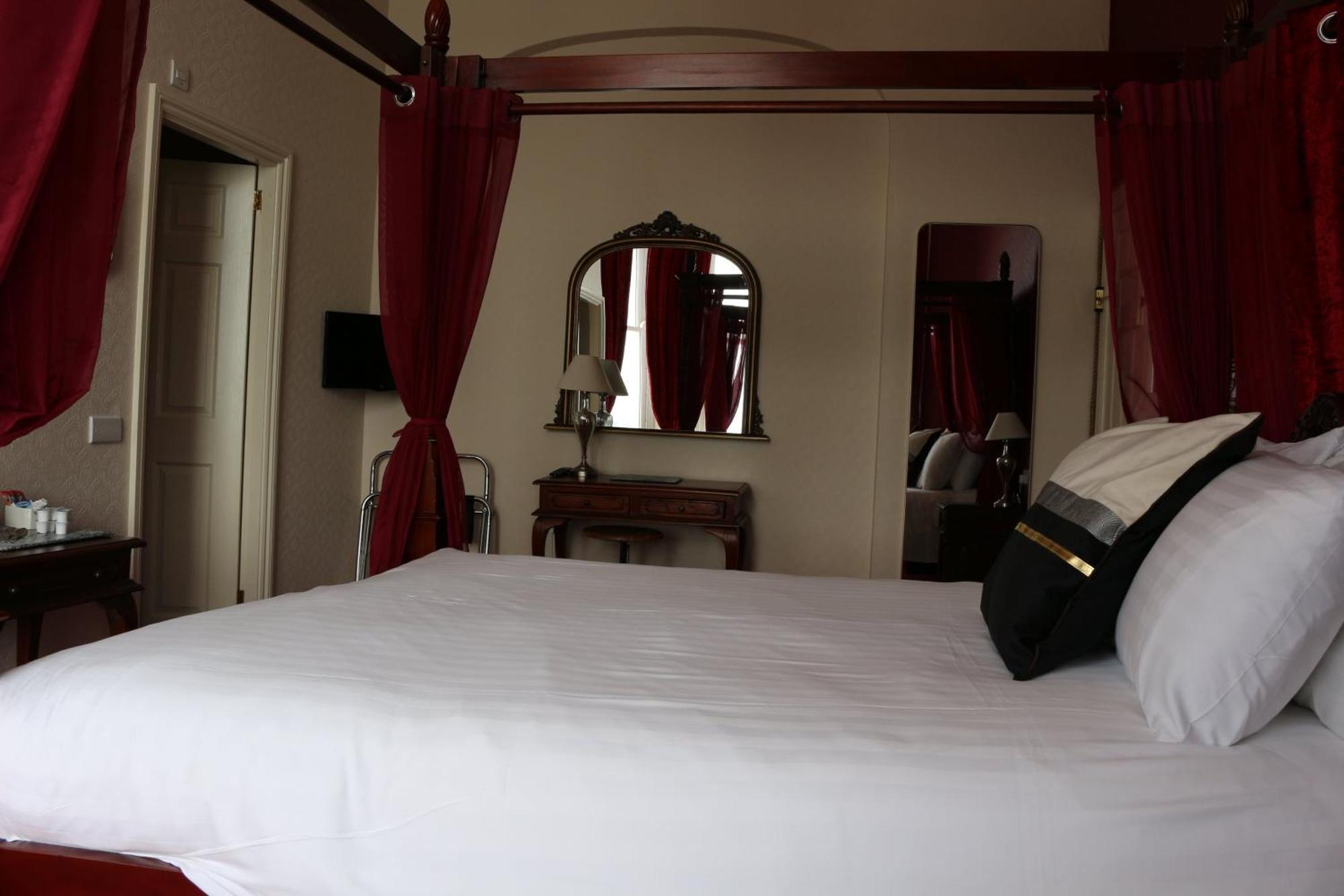 The Belgrave Hotel Tenby Εξωτερικό φωτογραφία